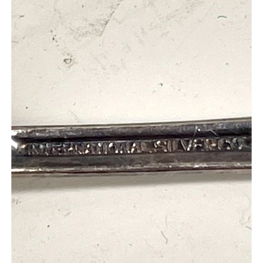 Vintage International Silver Co. 